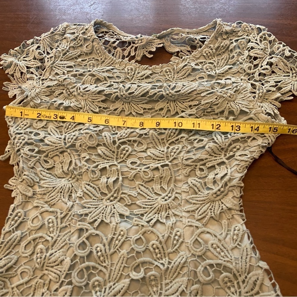 Lulus Romance Language Sage Green Backless Lace Dress NWT Size Small - Picture 6 of 10